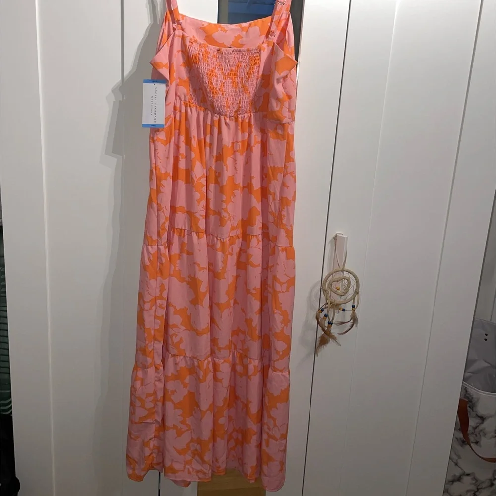 Dress - Picture 7 of 10